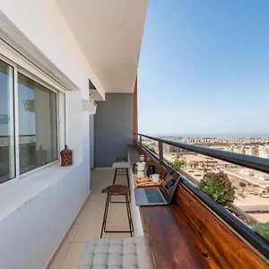  Apartment En Avec Piscine